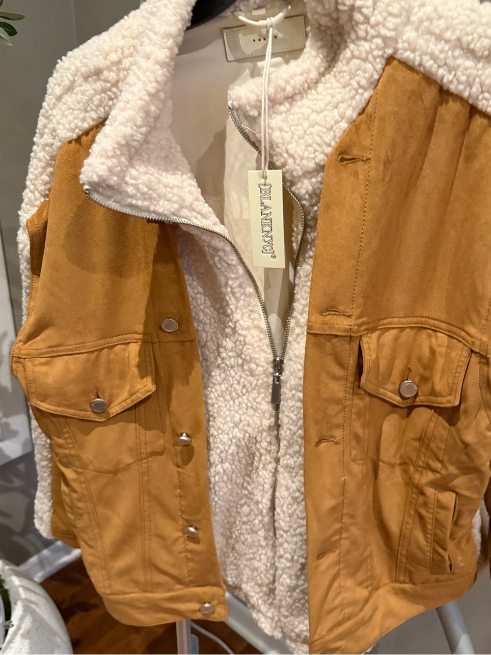 BLANKNYC Faux Suede & Faux Shearling Trucker Jacket  CATCH ME OUTSIDE - Picture 7 of 7